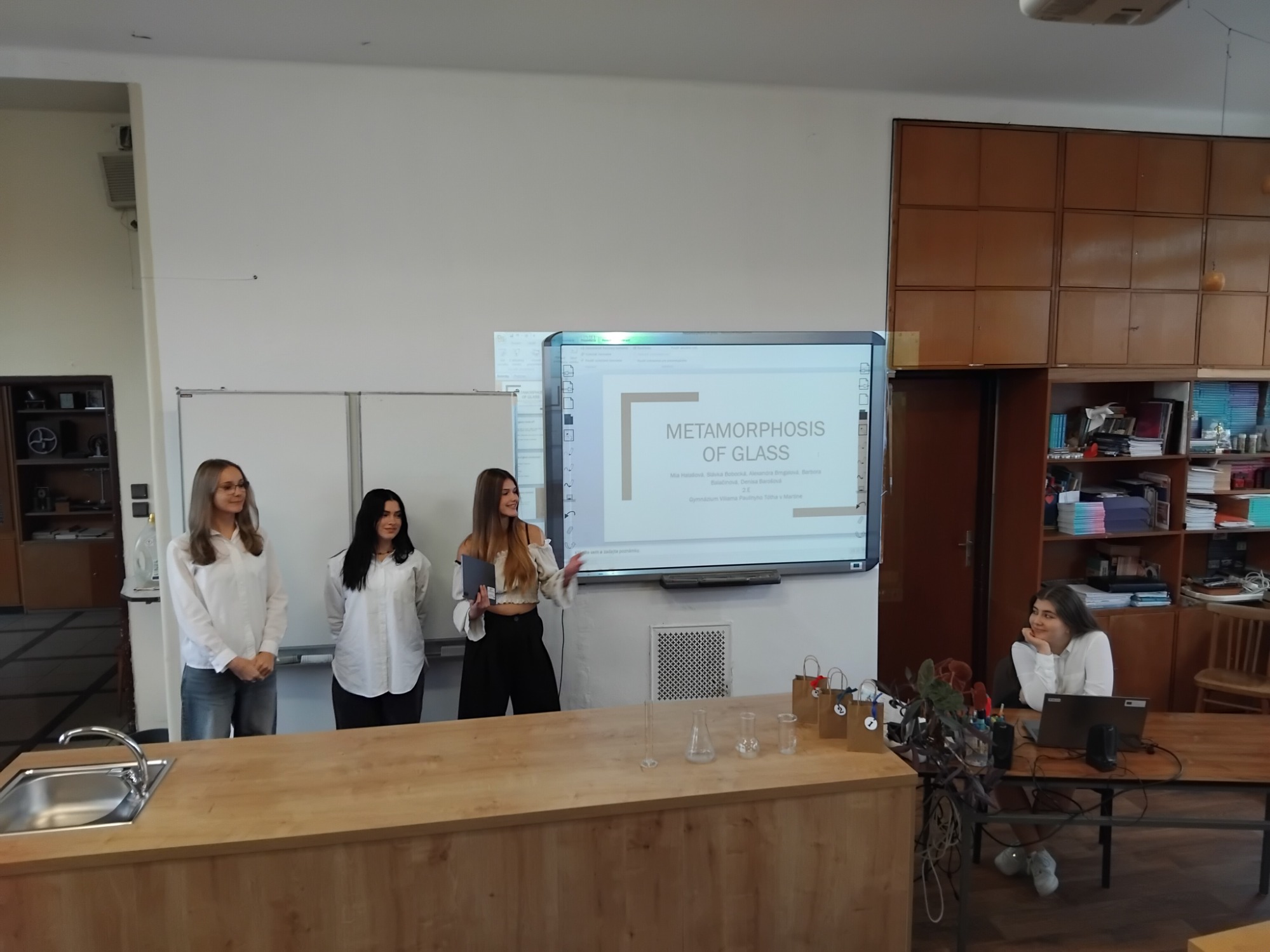 Metamorphosis of Glass 4